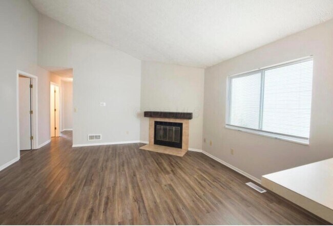 Building Photo - 3518 Westbay Dr
