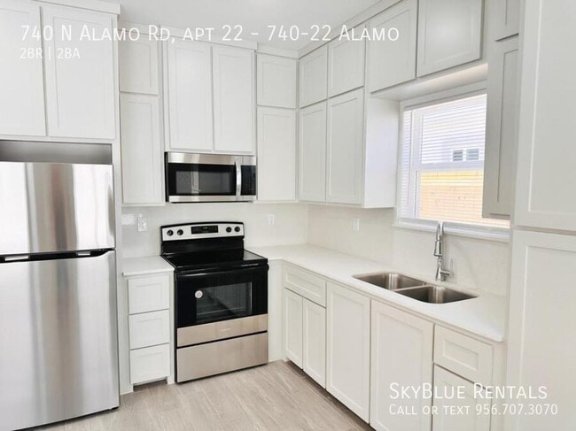 Building Photo - 740 N Alamo Rd