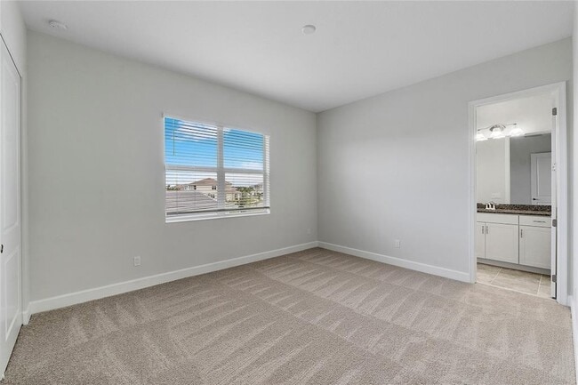 Building Photo - 5206 Liberty Ln