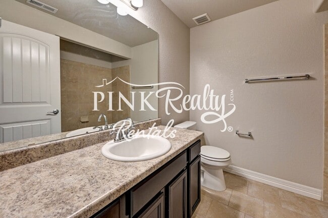 Building Photo - 10716 Ridgepole Dr