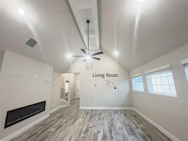 Building Photo - 3100 SW Lovely Ln