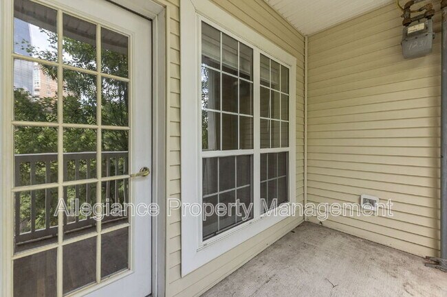 Building Photo - 4551 Strutfield Ln
