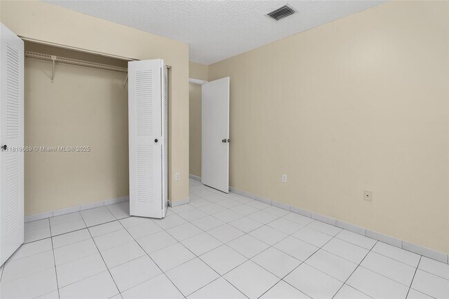 Building Photo - 11473 SW 72nd Terrace
