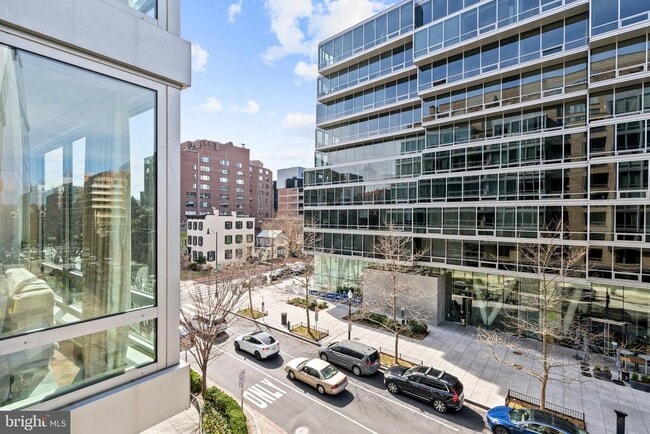 Building Photo - 1111 23rd St NW