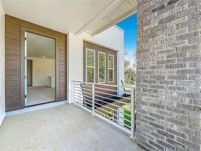 Building Photo - 4732 W Wallcraft Ave