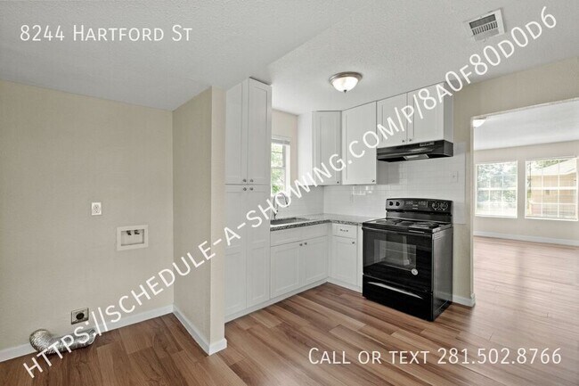 Building Photo - 8244 Hartford St