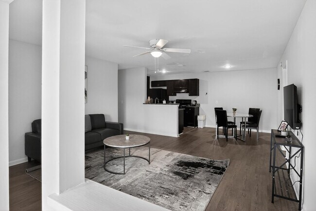 Building Photo - 100 Royal Prince Ln