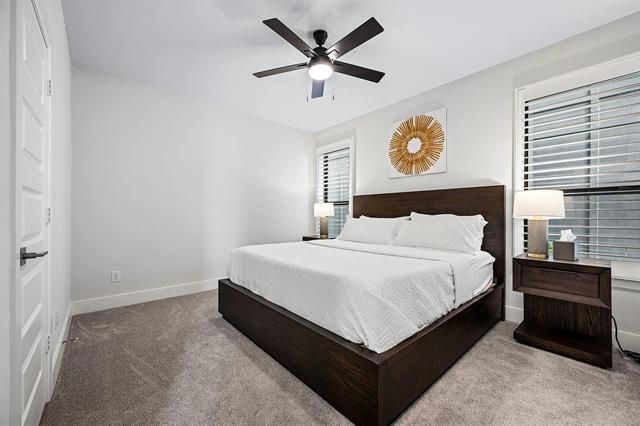 Building Photo - 804 War Admiral Dr