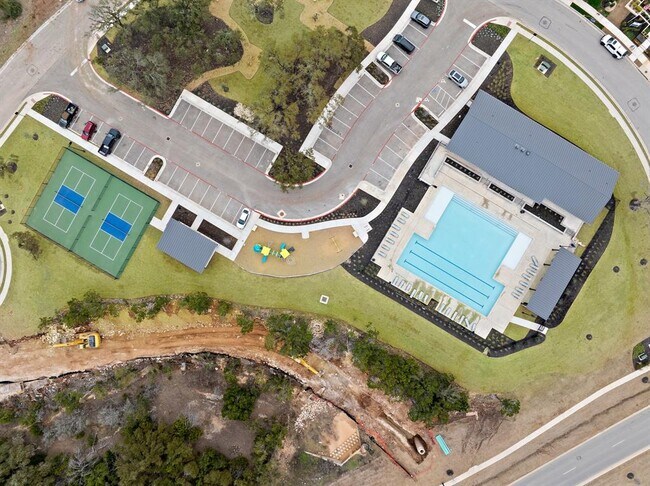 Building Photo - 313 Terrene Trl