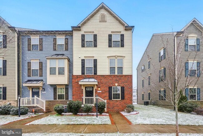 Building Photo - 2011 Serviceberry Rd