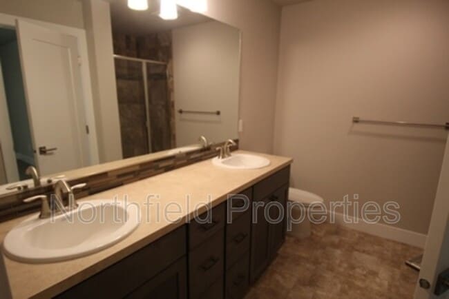 Building Photo - 4857 100th St NE