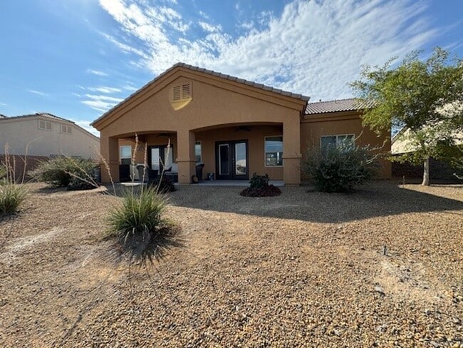Building Photo - Los Lagos Lakefront WINTER Rental 3Br with Utilities AVAILABLE 10/1/2025