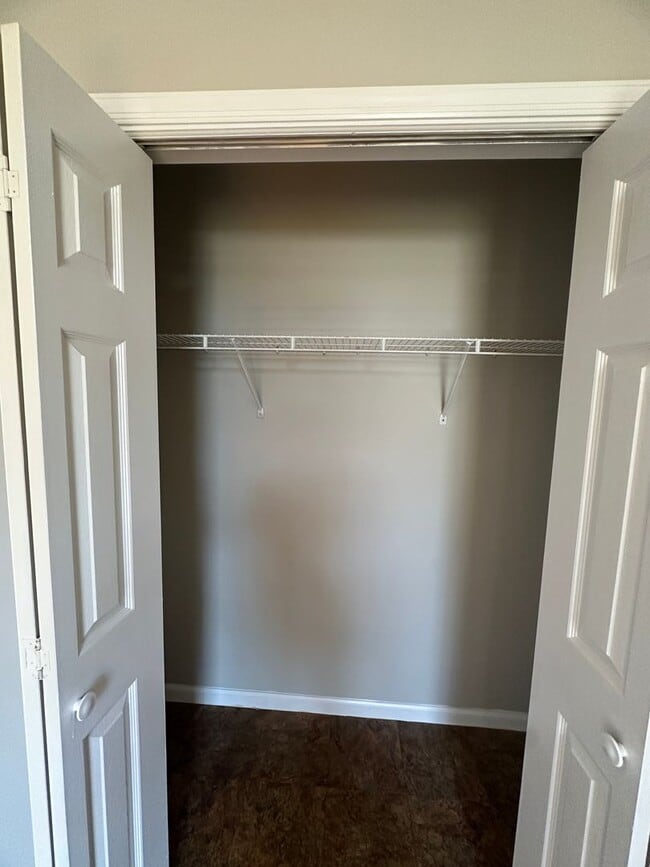 Building Photo - Valley Stream Subdivision!!