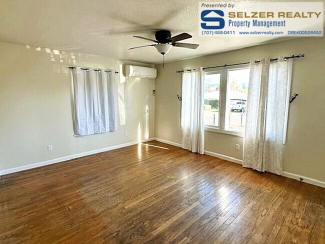 Building Photo - 1068 Alice Ave