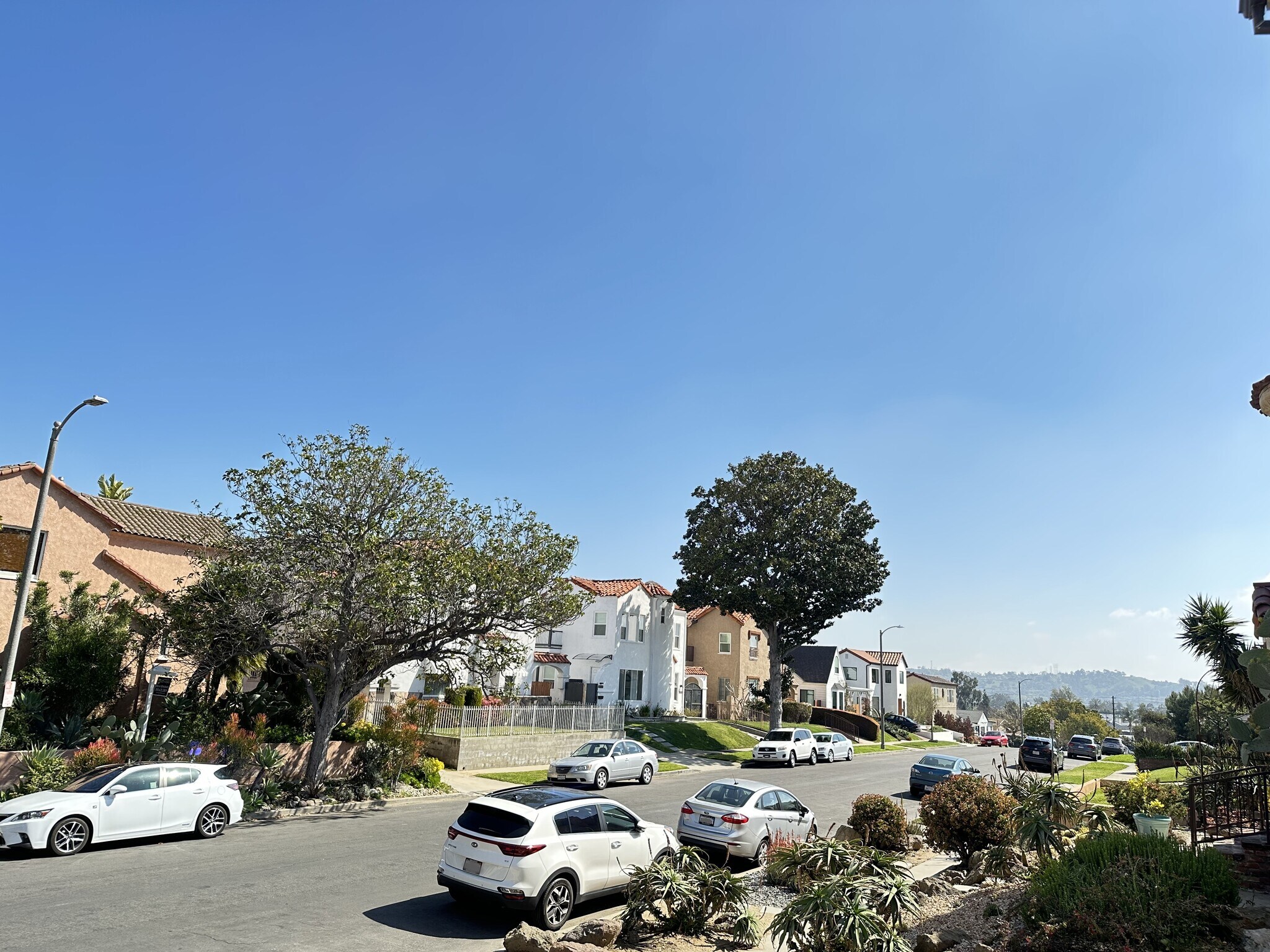 Building Photo - 1607 1/2 S Sierra Bonita Ave