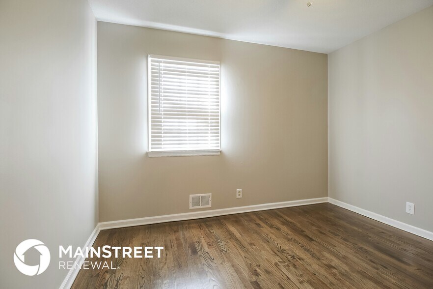 Building Photo - 2300 NW 85th Terrace