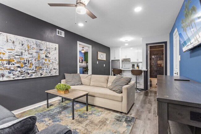 Primary Photo - 2620 Arbor St