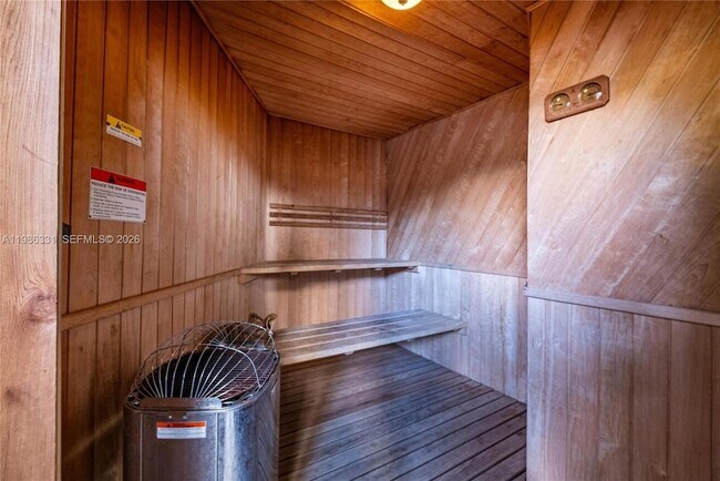 Building Photo - 4000 Towerside Terrace