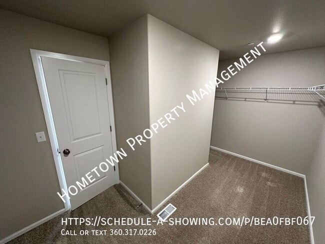 Building Photo - 2016 18th Ave SW