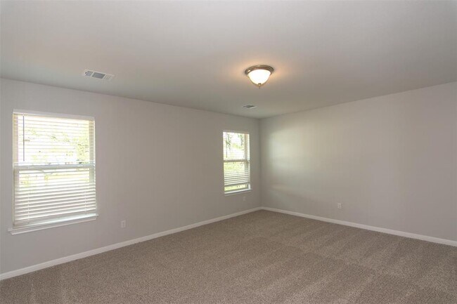 Building Photo - 100 Flat Creek Ct