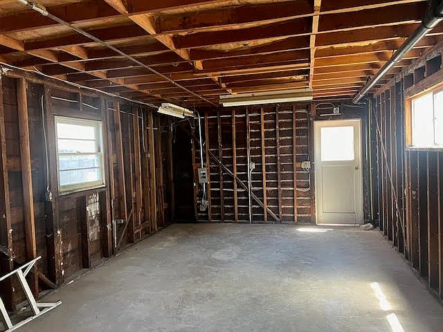 Building Photo - 121 Marnell Ave