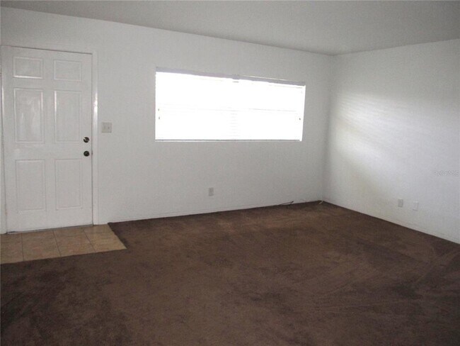 Building Photo - 5924 5th Ave N