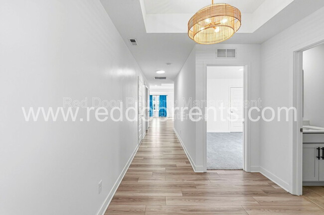 Building Photo - 783 Garrow Dr