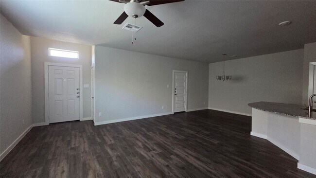 Building Photo - 25528 Starling Ln
