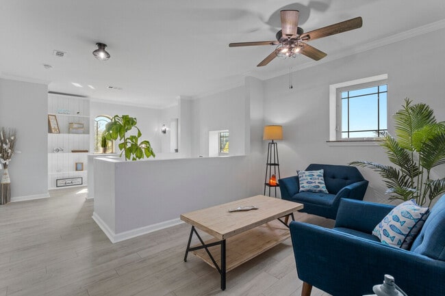 Building Photo - 139 Brady Dr