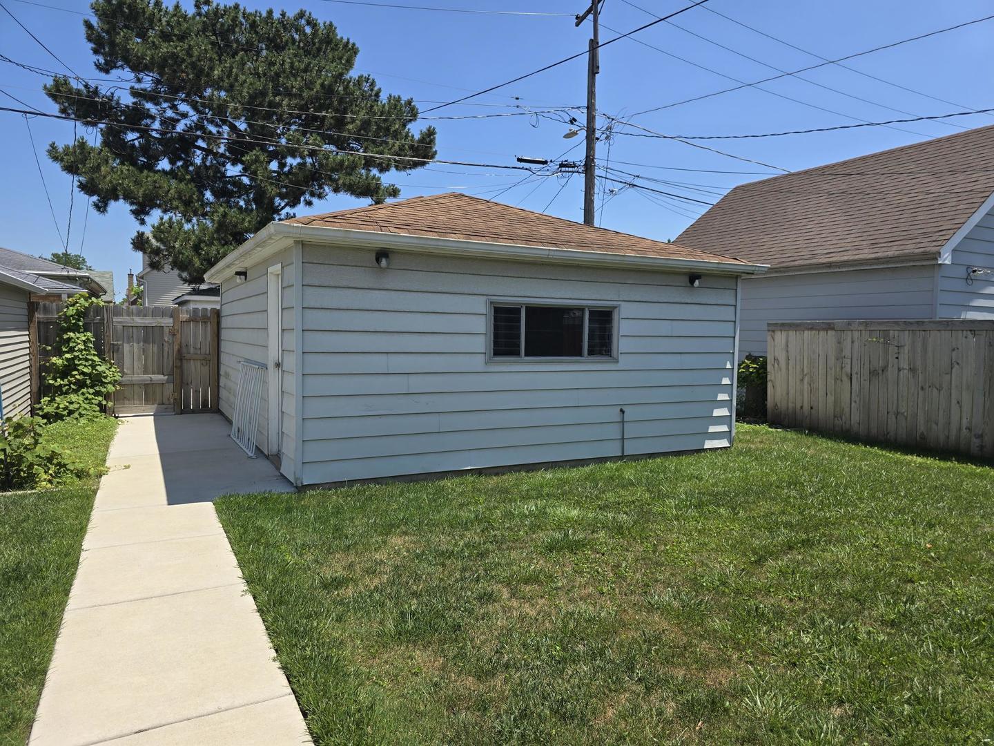 Building Photo - 5151 N Meade Ave