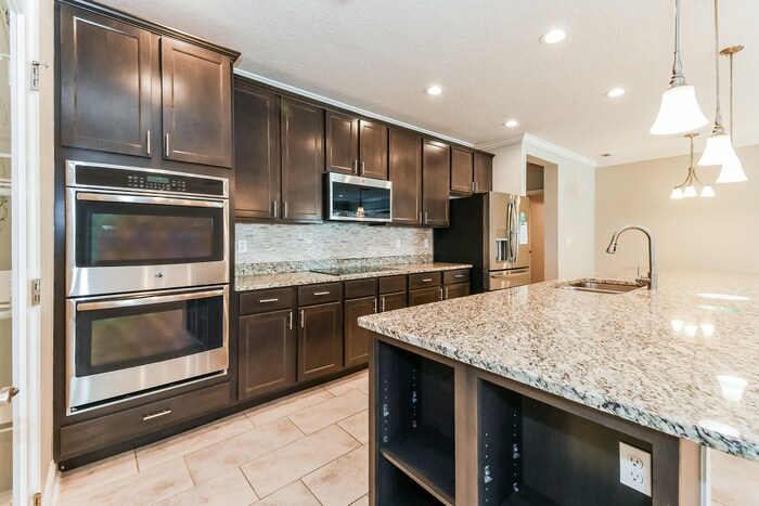 Building Photo - 77267 Lumber Creek Blvd