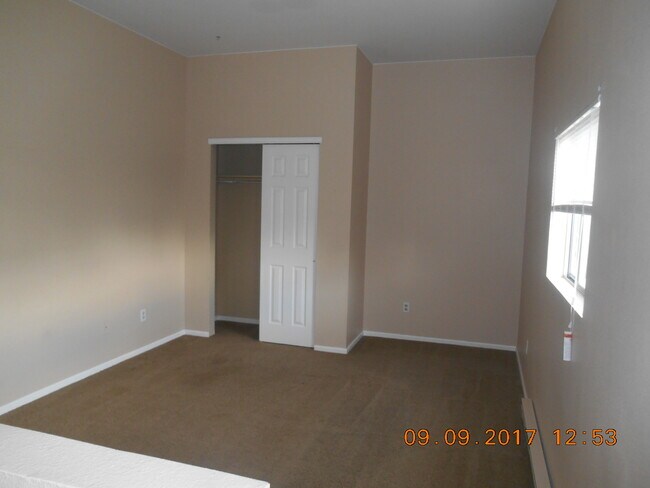 Building Photo - 4531 E Boardwalk Dr