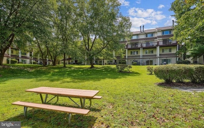 Building Photo - 18273 Leman Lake Dr