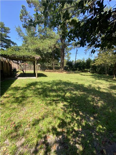 Building Photo - 808 Jamestowne Rd