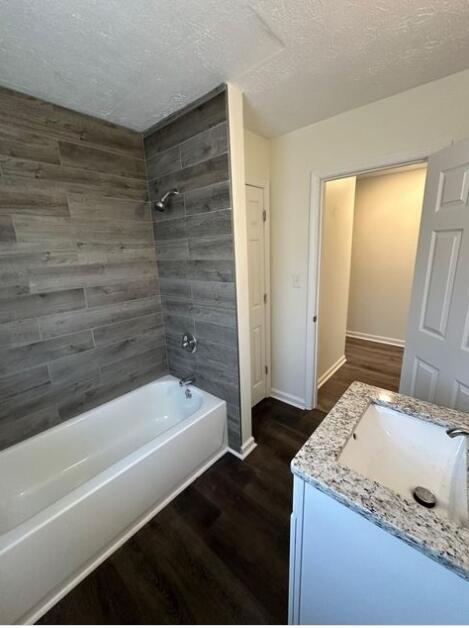 Building Photo - 425 Patrician Pl
