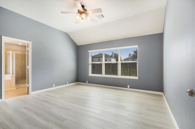 Building Photo - 29927 Sunwillow Creek Dr