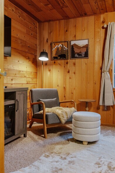 Building Photo - 8448 Starlite Pines Rd