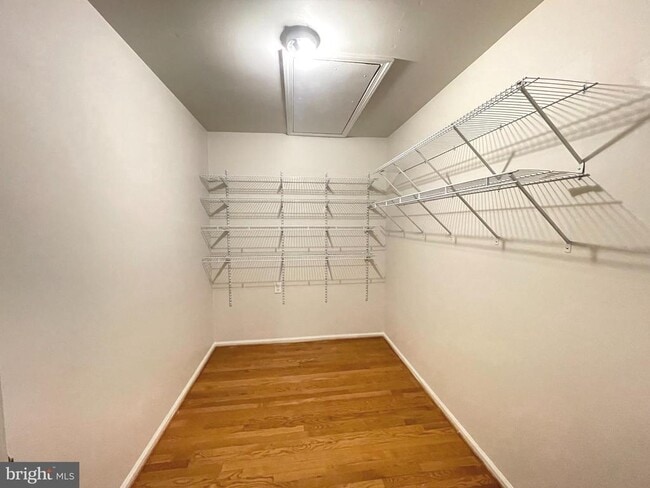 Building Photo - 1503 Liberty Ct