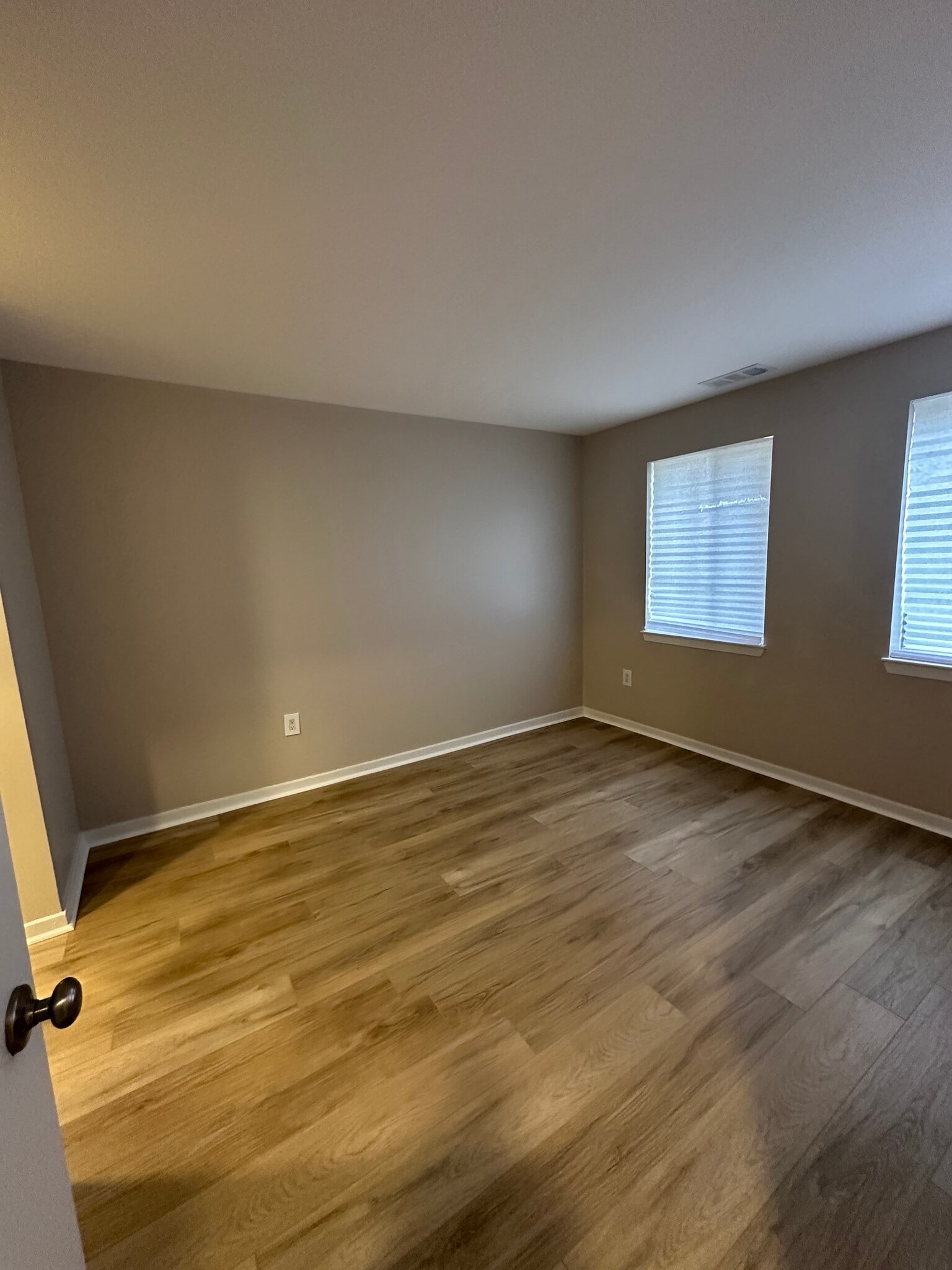 Master Bedroom - 423 S Sharp St