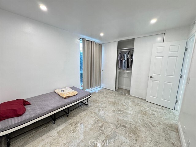 Building Photo - 16602 Wellington Cir