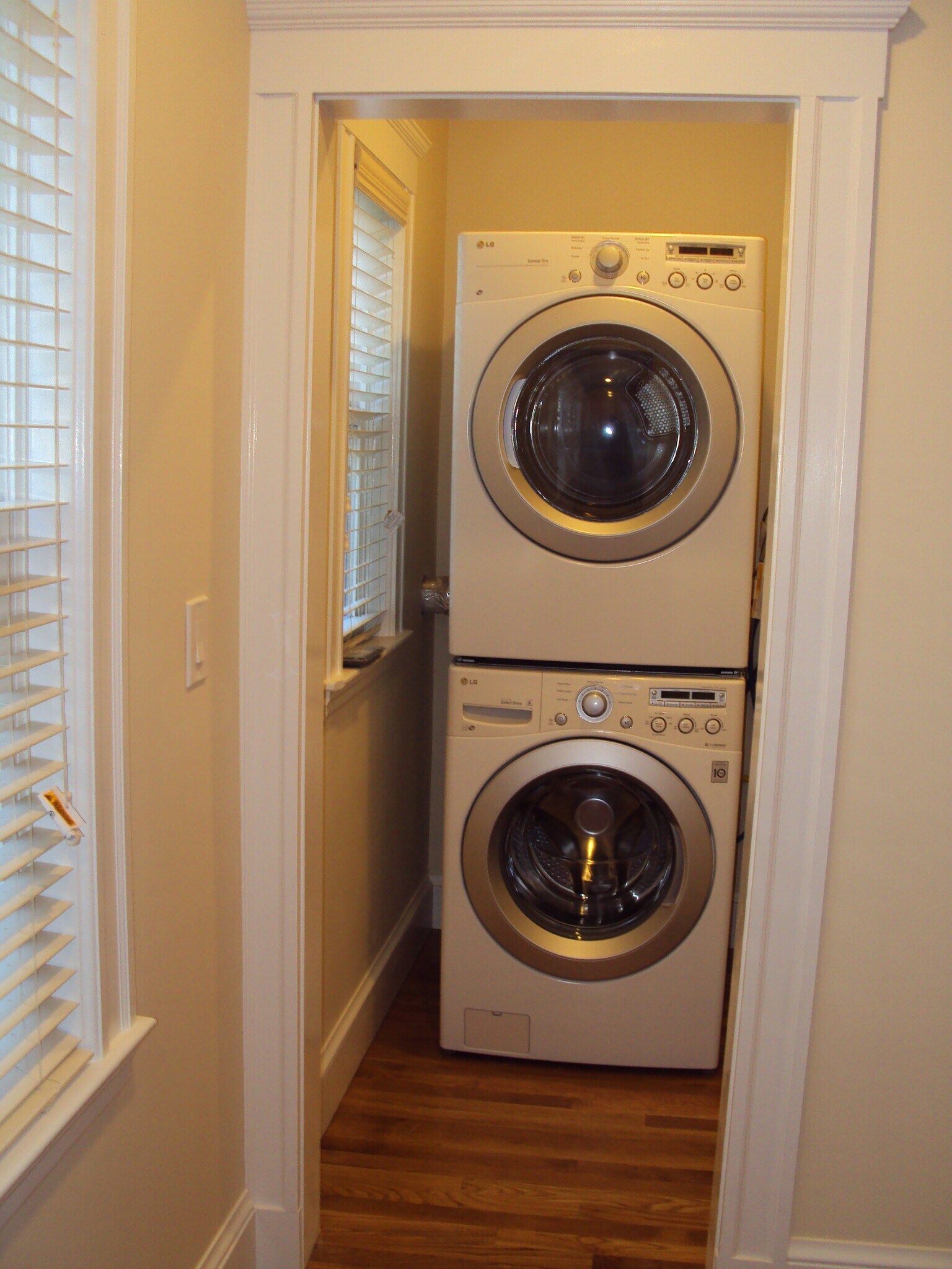 Building Photo - 21 Saint Peter St