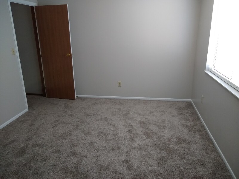 Building Photo - 5312 Boehm Dr