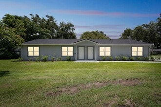 Building Photo - Charming New 3BED-2BATH Apartment in Bartow FL