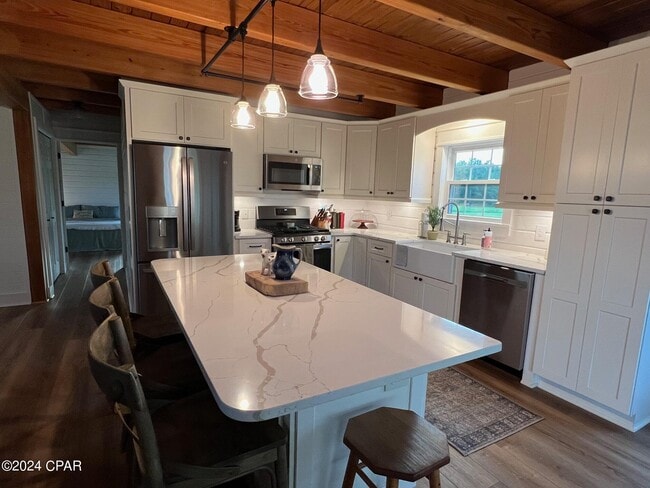 Building Photo - 4158 Thompson Rd