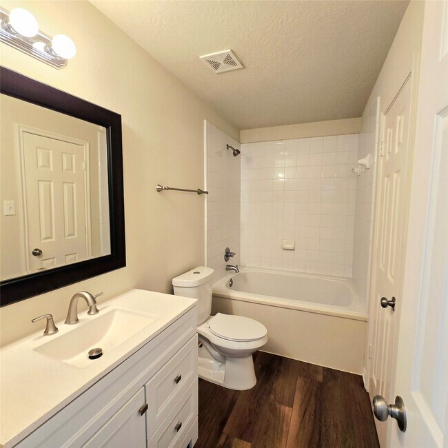 Building Photo - 12006 Audubon Hill Ct