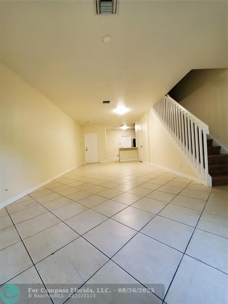 Building Photo - 7661 Tamarac Island Cir