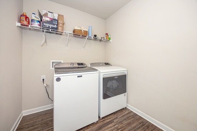 Building Photo - Spacious 4BR Home on Oversized Lot in Woolmarket with Covered Patio & Fire Pit