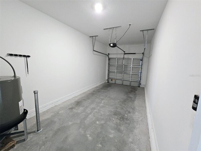 Building Photo - 7649 Stone Crk Trl