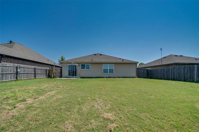 Building Photo - 1426 Raven Dr S