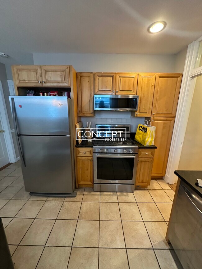 Building Photo - 66A Calumet St. Unit 2GC